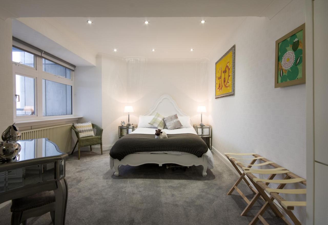 Luxury Panoramic Balcony Swindon Central Dış mekan fotoğraf